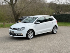 Volkswagen Polo - 1.0 High Line NAVI I STOELVER. I PDC I WEINIG KM I NWE APK