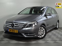 Mercedes-Benz B-klasse - 180 Ambition / Trekhaak / Led / PDC / Navi / Cruise / 1 Eigenaar / NL auto
