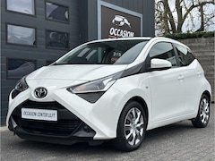 Toyota Aygo - CABRIO / CRUISE CONTR / AIRCO / NAVI / CAMERA