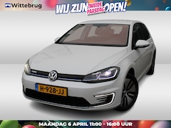 Volkswagen e-Golf - E-DITION 136pk / LED / Navigatie / Camera / Climate Control / 16" LMV / White pearl lak