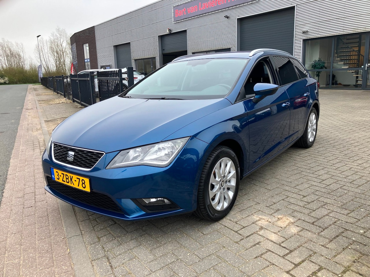 SEAT Leon ST - 1.2 TSI Reference Business CLIMA/CRUISE C./ AFN.TREKH./LM VELGEN - AutoWereld.nl