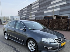 Volkswagen Passat - 1.8 TFSI Highline