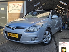 Hyundai i30 - 1.6i Blue Dynamic|Airco | Trekhaak |