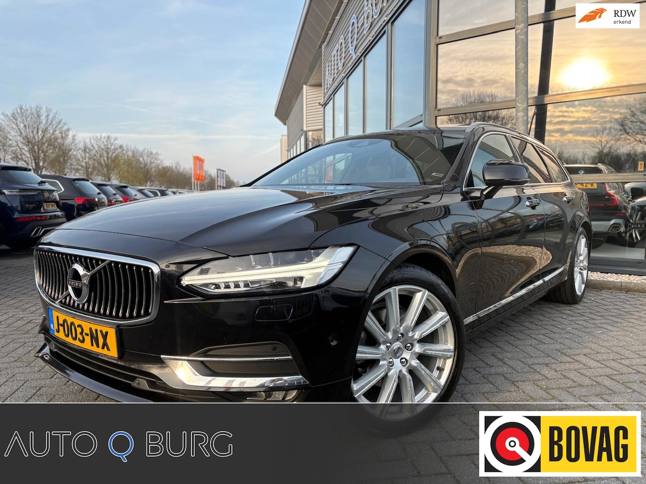 Volvo V90 - 2.0 D4 Inscription | Automaat | Elek Trekhaak | Pano | Virtual | Camera | Leder | Stoelver - AutoWereld.nl