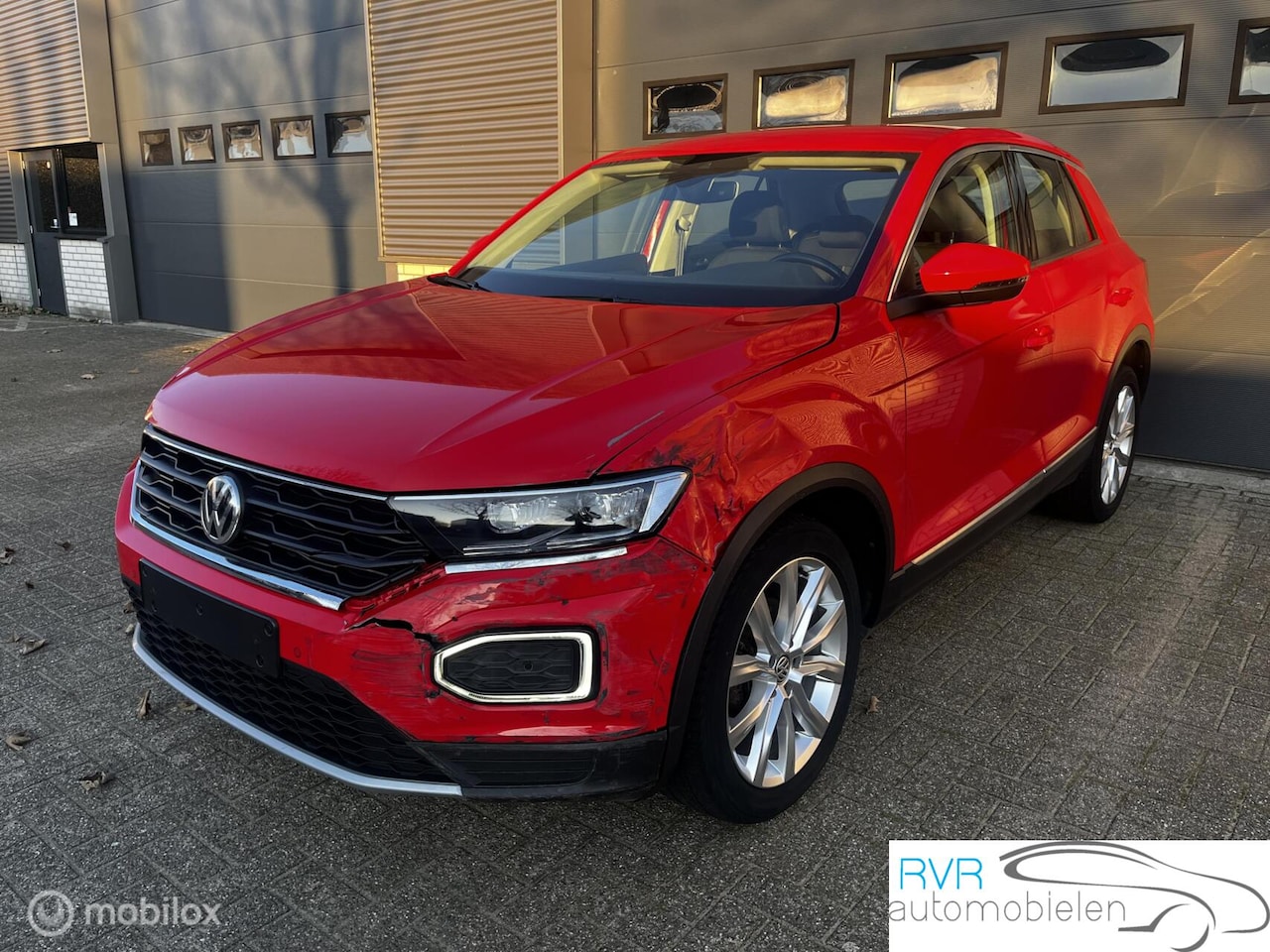 Volkswagen T-Roc - 1.5 TSI Style/CAMERA/NAVI/STOELVERW - AutoWereld.nl