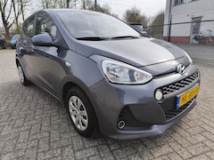 Hyundai i10 - 1.0i Go , Navigatie, Climate control, Cruise control