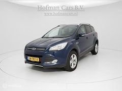 Ford Kuga - 1.5 Titanium 4WD Trekhaak 4X4 Incl Onderhoudsbeurt en nw APK