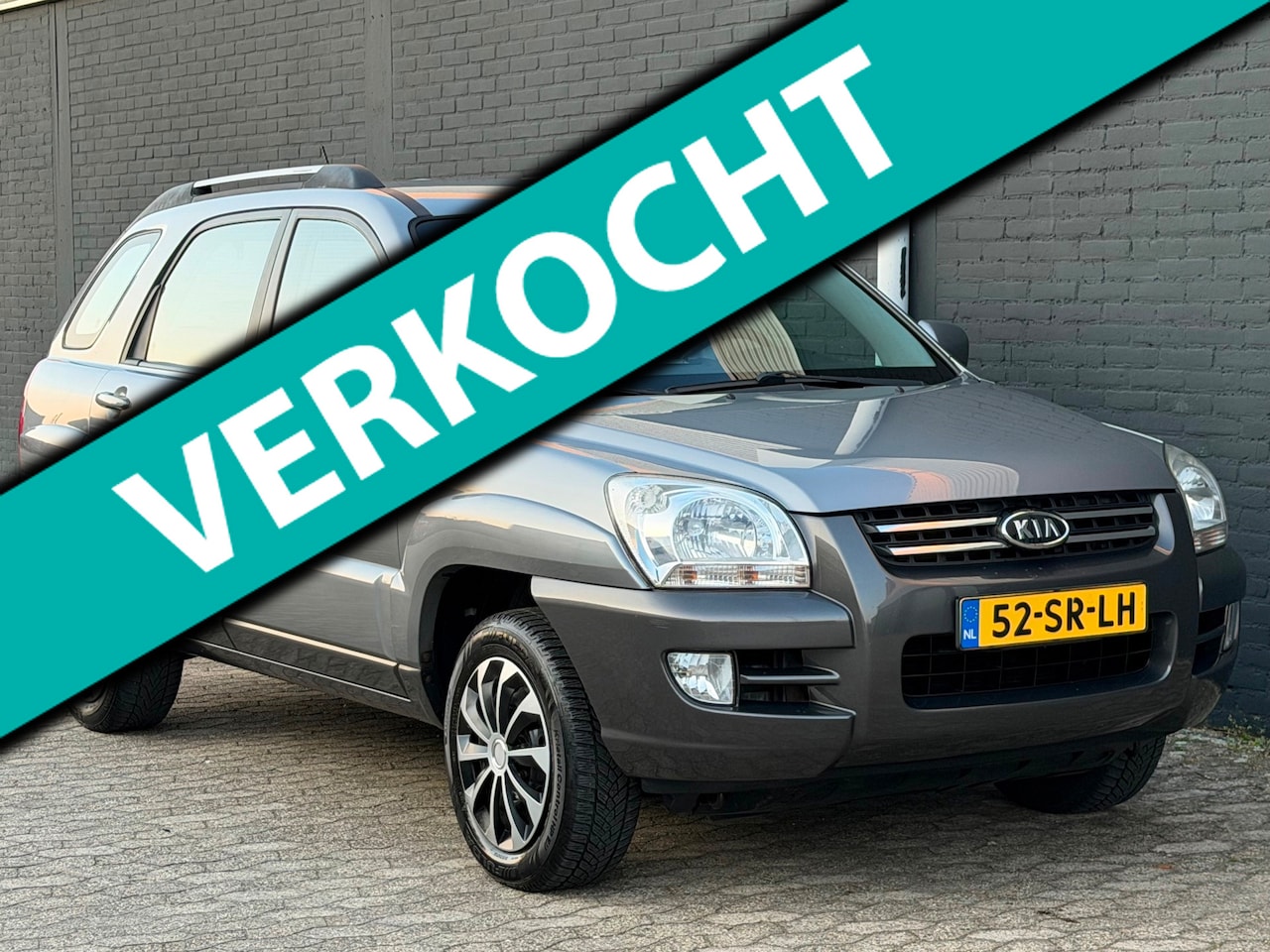 Kia Sportage - 2.0 CVVT Executive CLIMA CRUISE CARPLAY TREKHAAK LEER APK - AutoWereld.nl