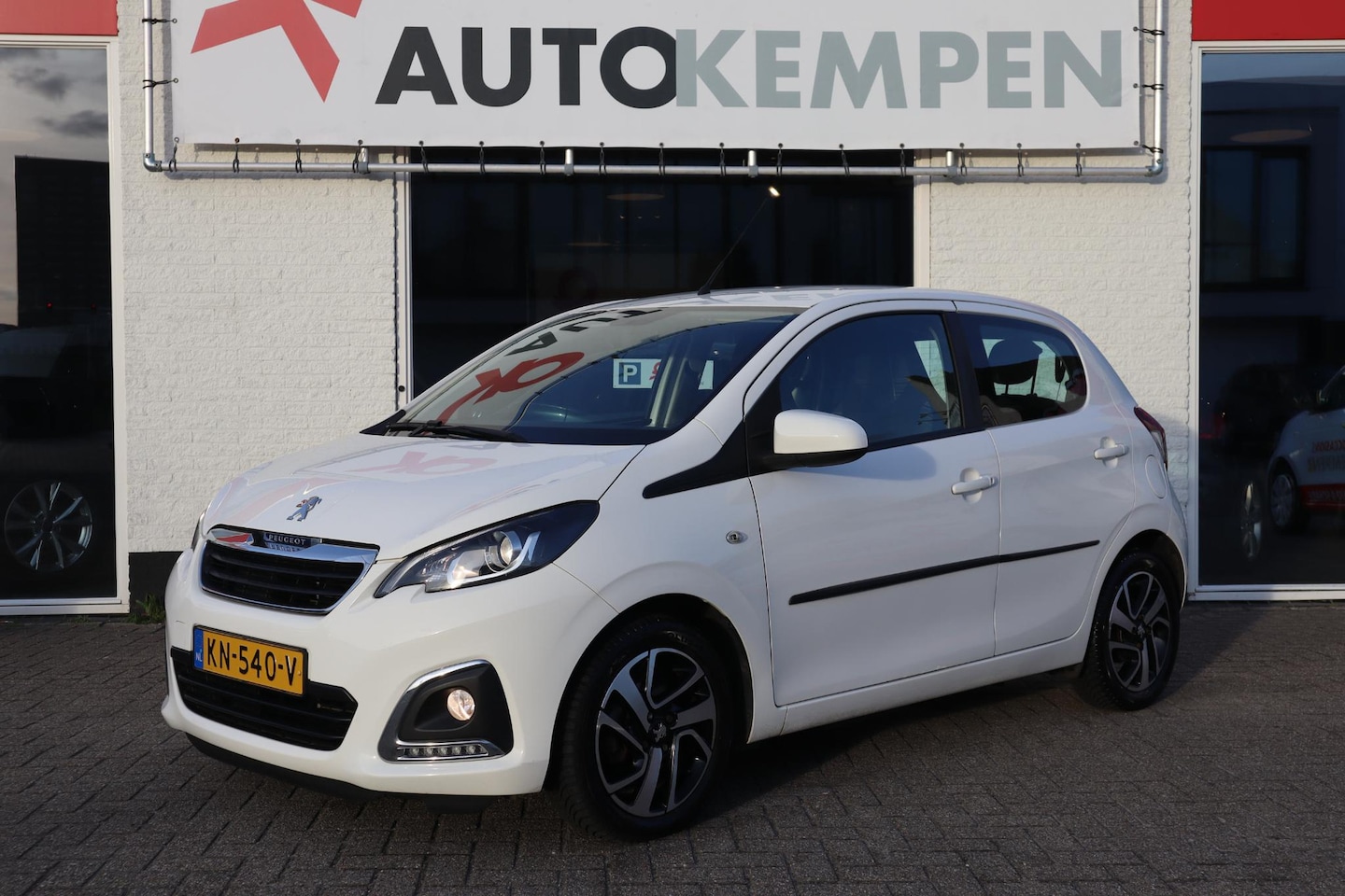 Peugeot 108 - 1.0 e-VTi ALLURE BLUETOOTH|LM-VELGEN|LED|AIRCO - AutoWereld.nl