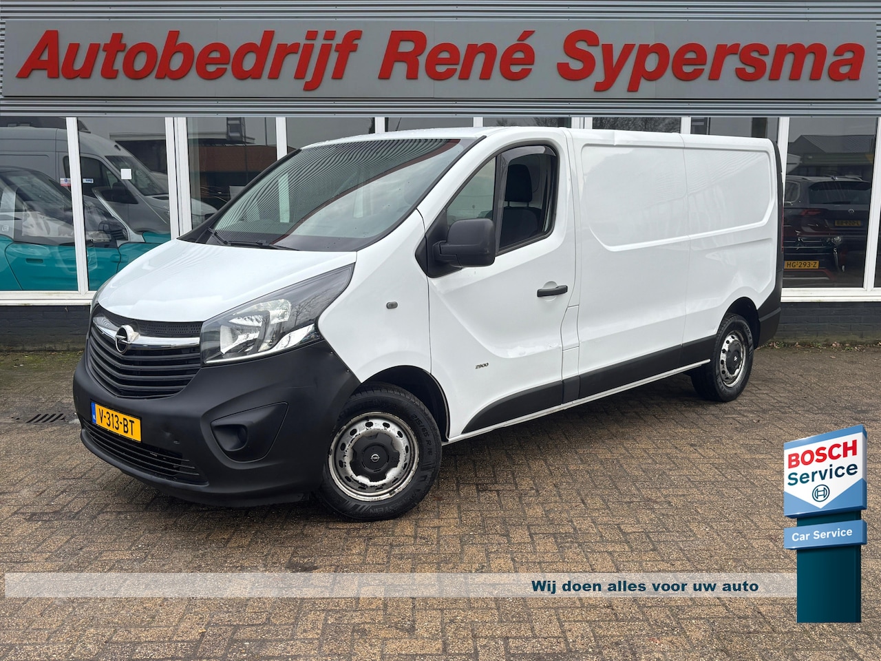 Opel Vivaro - 1.6 CDTI L2H1 146 PK Edition EcoFlex | Trekhaak | Parkeersensoren | Navi | Cruise - AutoWereld.nl