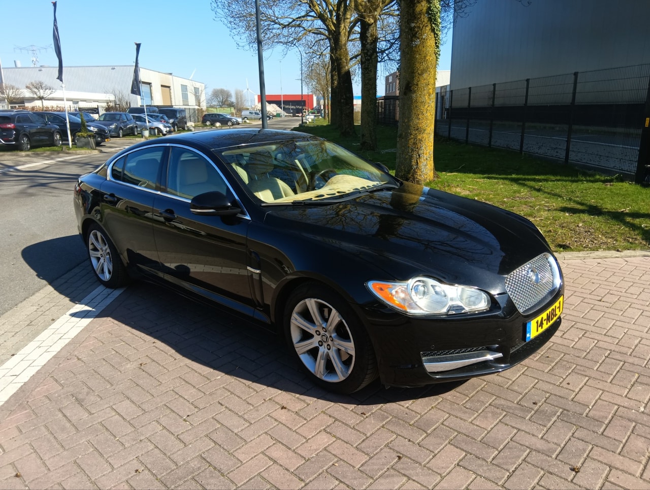 Jaguar XF - 3.0 V6 Premium Luxury - AutoWereld.nl