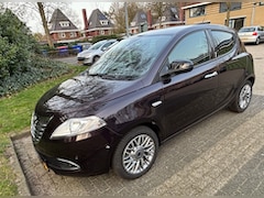 Lancia Y(psilon) - 0.9 TwinAir Platinum Super de luxe