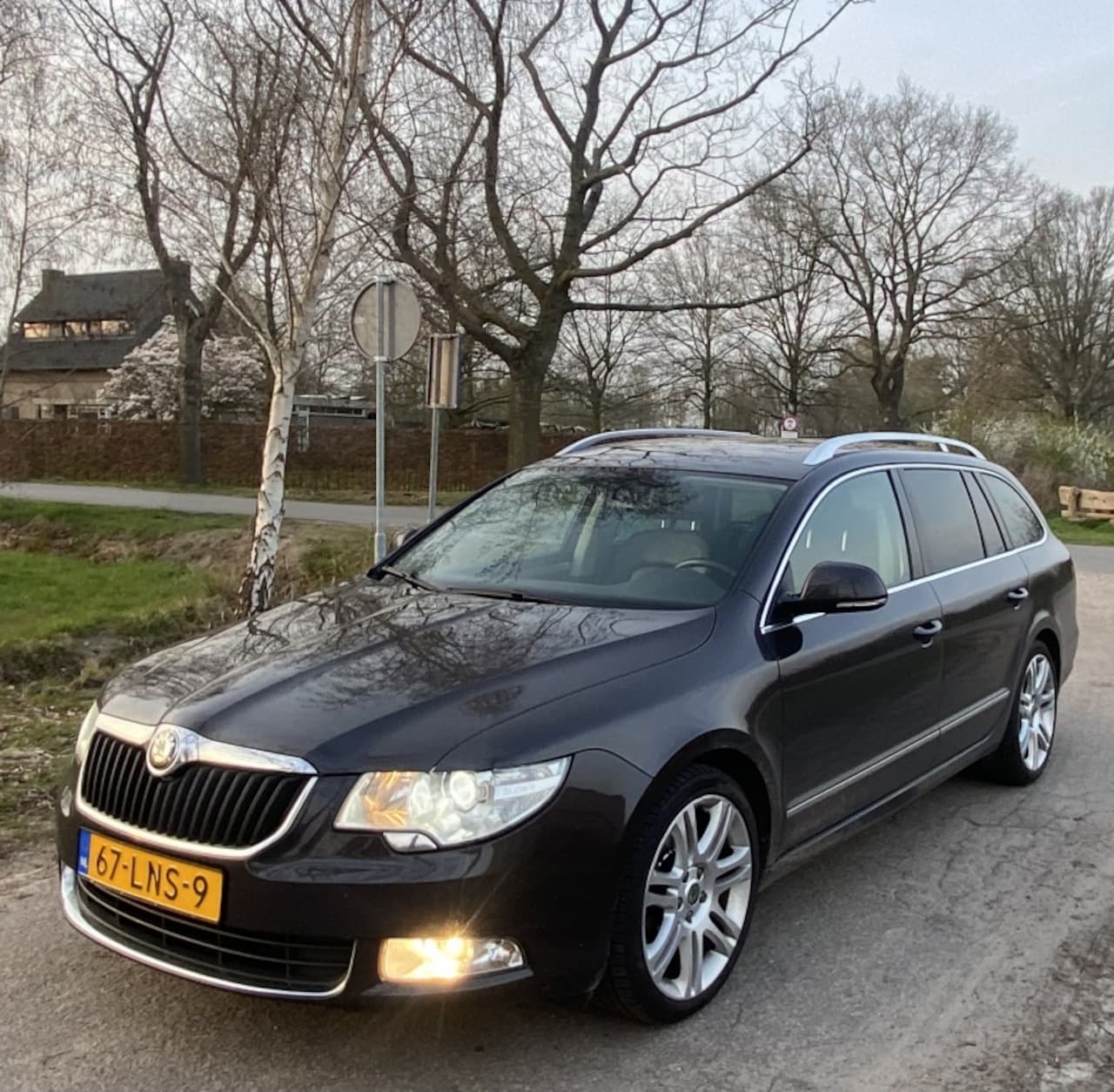 Skoda Superb Combi - 1.8 TSI Elegance Bns - AutoWereld.nl