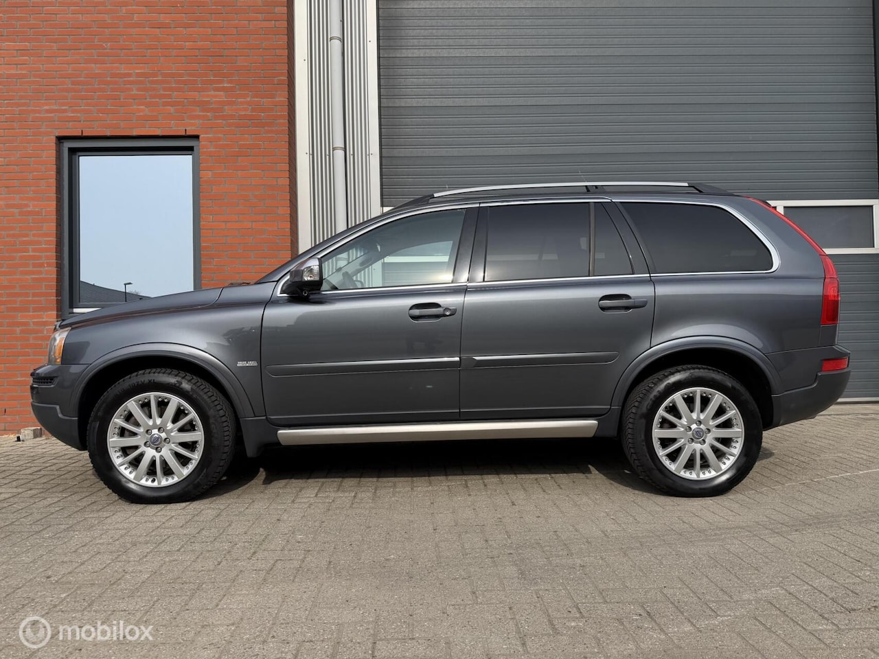 Volvo XC90 - 3.2 R-Design - 7-pers. - onderh. historie - AutoWereld.nl