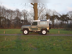 Land Rover Defender - 2.4 TD SW 90" Rough Keswick Green - 89.898km Y2011