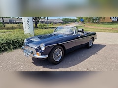 MG B type - 1.8 Roadster LEDER/OVERDRIVE/CHROOM SPAAKWIELEN/izgst