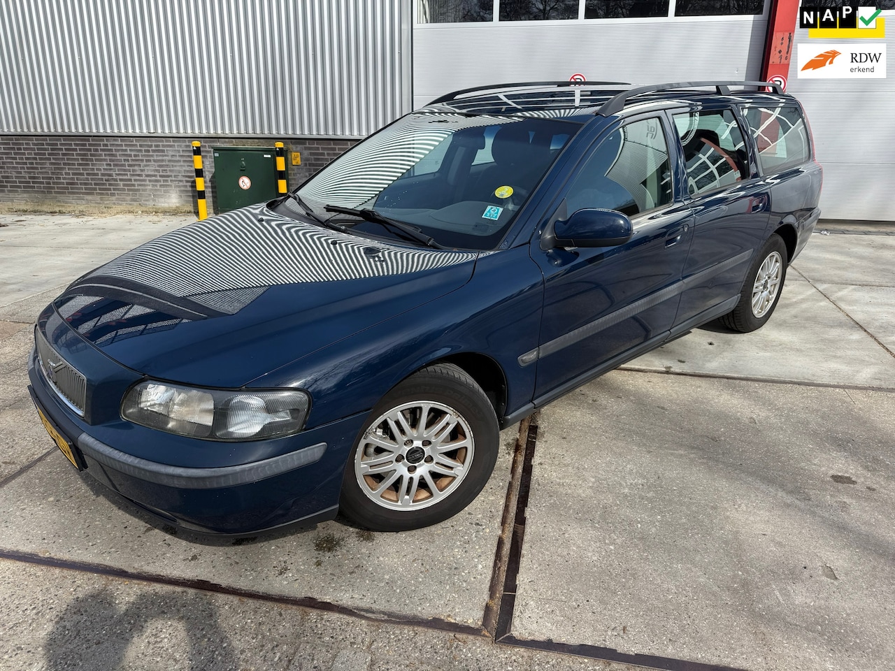 Volvo V70 - 2.4 2.4 - AutoWereld.nl