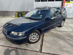 Volvo V70 - 2.4