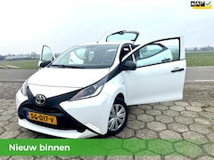 Toyota Aygo - 1.0 VVT NAP 5D AIRCO XENON BLUETOOTH NIEUWE MODEL