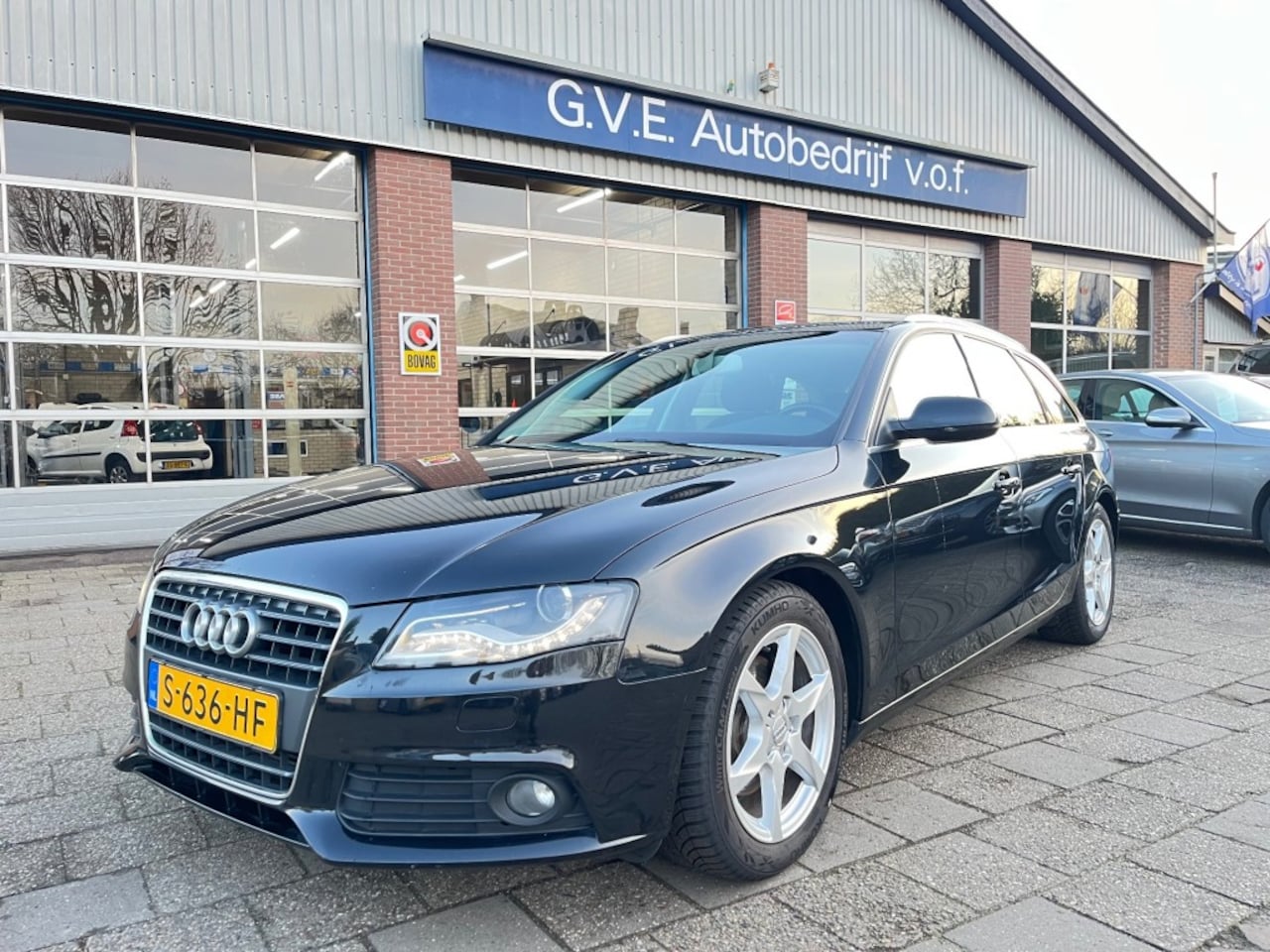 Audi A4 - 1.8 TFSI LED DAGR,NAV.TREKHAAK,STOELVERW. - AutoWereld.nl