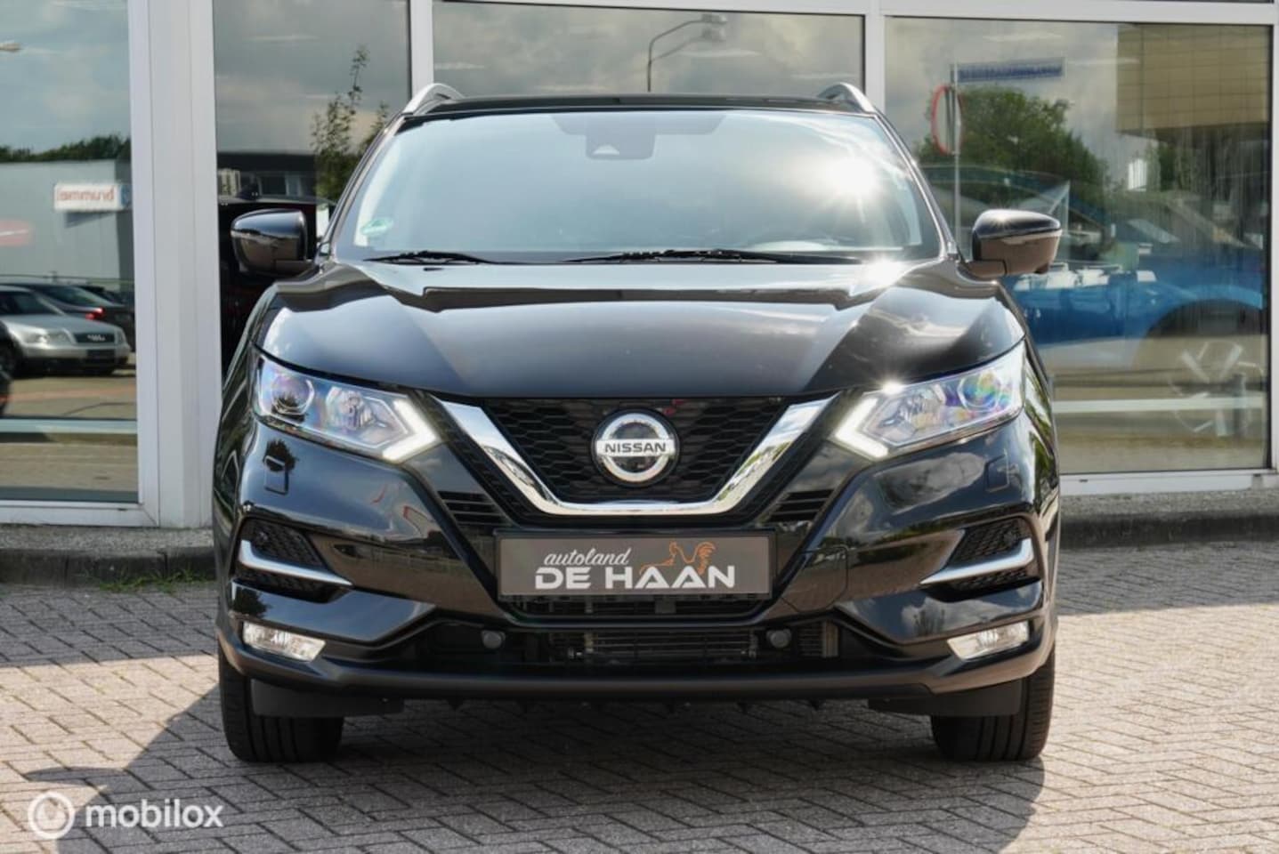 Nissan Qashqai - 1.3 N-Connecta NAVI CAMERA STOELV. TREKHAAK - AutoWereld.nl