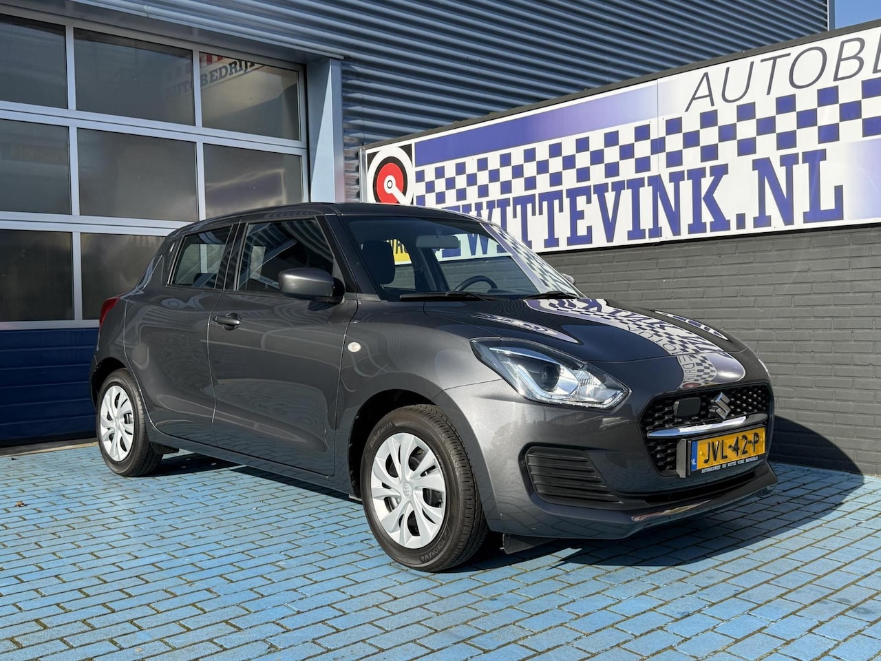 Suzuki Swift - 1.2 Comfort Smart Hybrid 1.2 Comfort Smart Hybrid - AutoWereld.nl