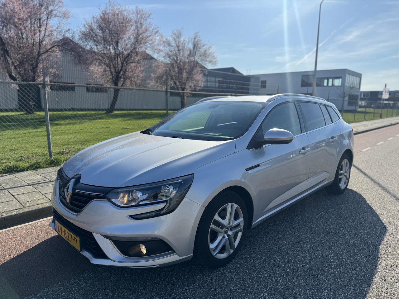 Renault Mégane Estate - 1.5 dCi Zen Automaat | Trekhaak | Goed onderhouden ! - AutoWereld.nl