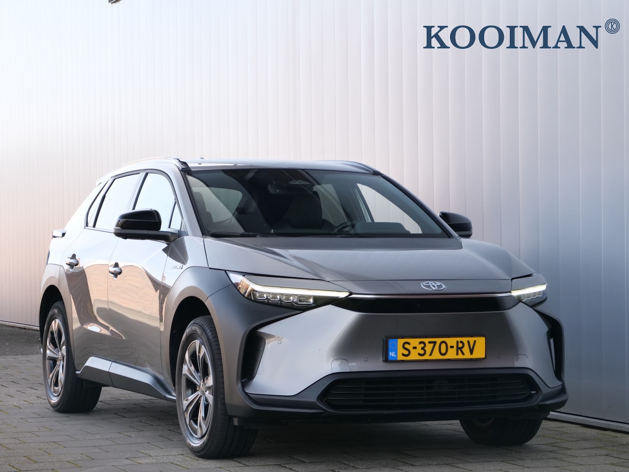 Toyota bZ4X - Launch Edition 71 kWh 204 Pk Automaat Navigatie / DAB / Apple Carplay / DAB / Stoelverwarm - AutoWereld.nl