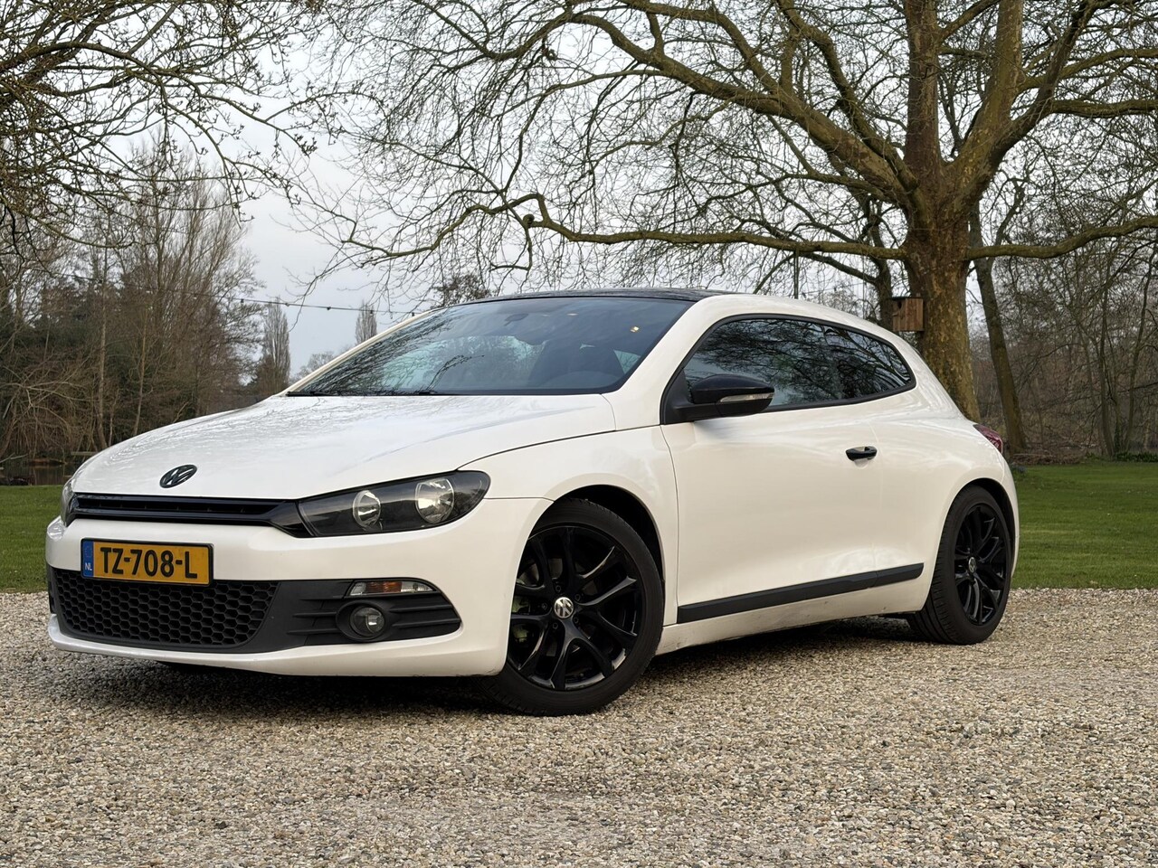 Volkswagen Scirocco - 1.4 TSI Sport *Dealer onderhouden*APK 5/2027* - AutoWereld.nl