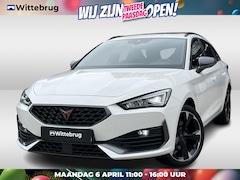 CUPRA Leon Sportstourer - 1.4 e-Hybrid 204PK Performance / Panoramadak / Kuipstoelen / Stuur + Stoelverwarming / Ver
