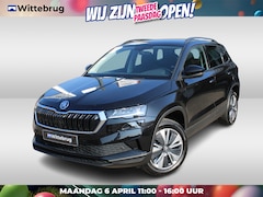 Skoda Karoq - 1.0 TSI 110pk Ambition / Navigatie by APP / LM 17 inch / Camera / LED / Parkeersensoren /