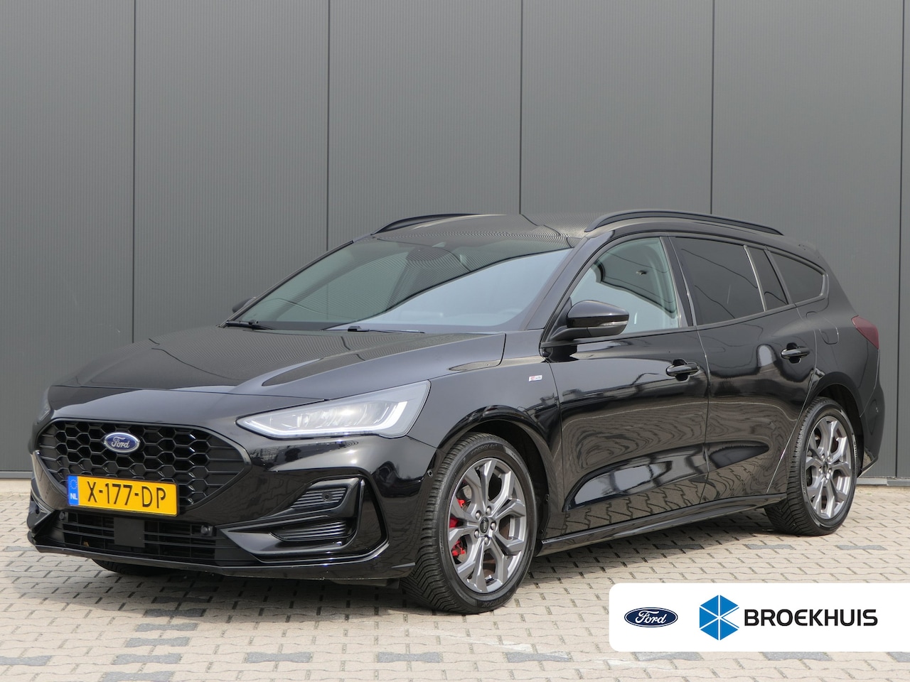 Ford Focus Wagon - 1.0 EcoBoost Hybrid ST Line | Winterpack | Camera | LED | Cruise Control | Keyless Entry/G - AutoWereld.nl