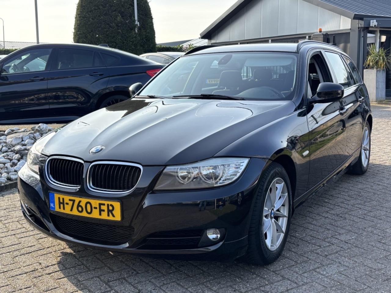 BMW 3-serie Touring - 318i Executive Zwart 2012 - AutoWereld.nl