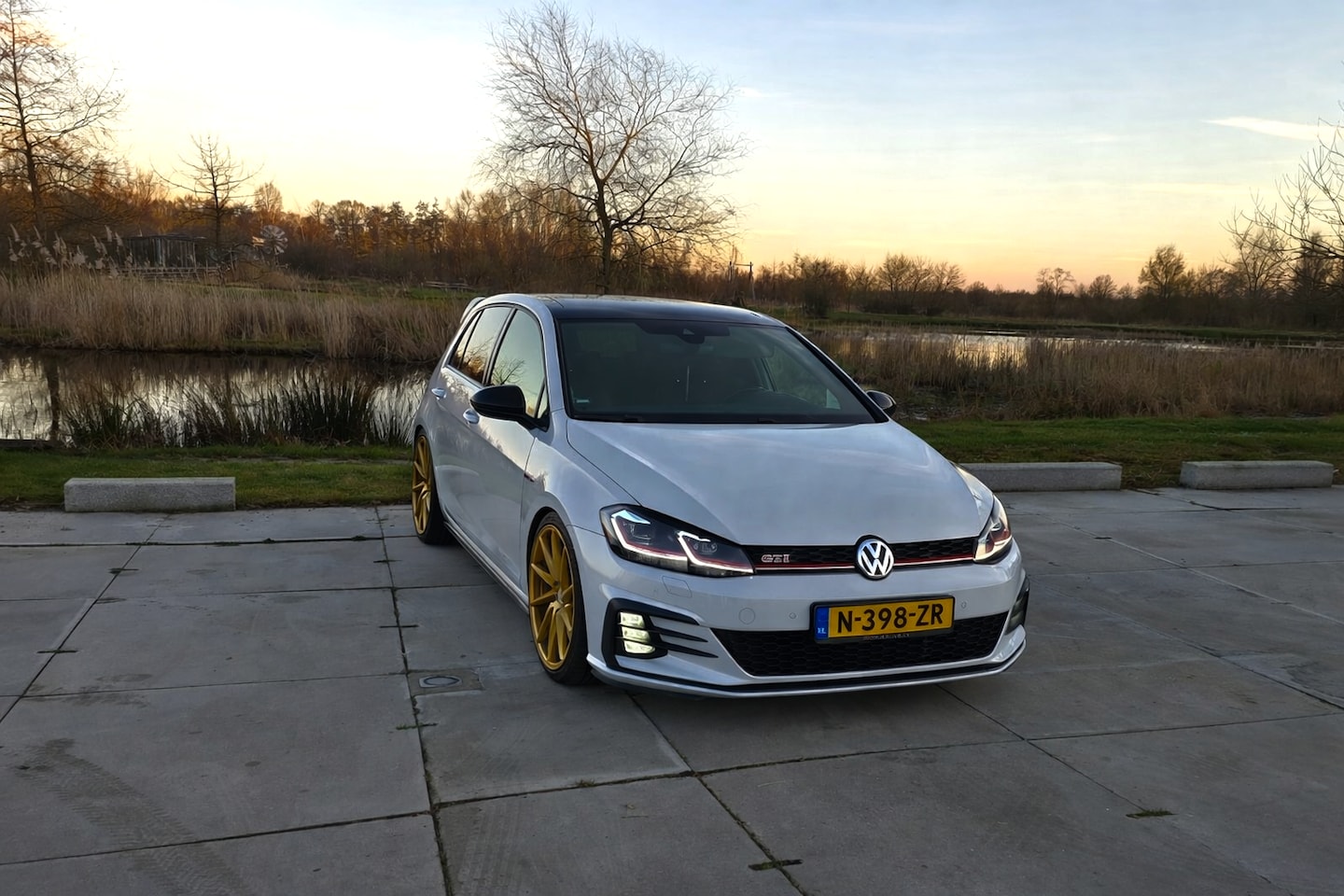 Volkswagen Golf - 2.0 TSI GTI Performance Business - AutoWereld.nl