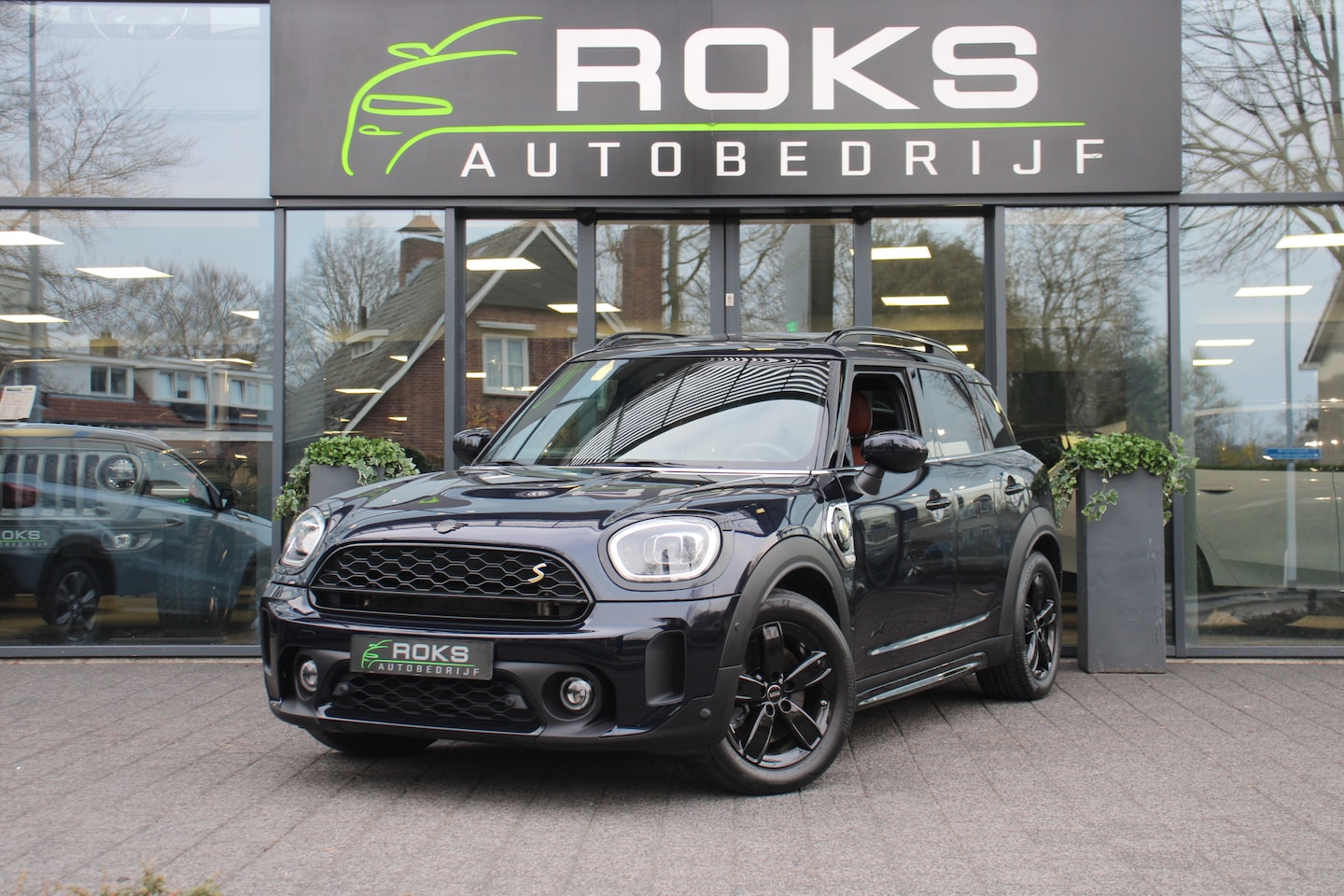 MINI Countryman - Mini 1.5 Cooper S E ALL4 ALL4 Navi/Camera/Keyless/Head-up/Harman Kardon/Memory/Panoramadak - AutoWereld.nl
