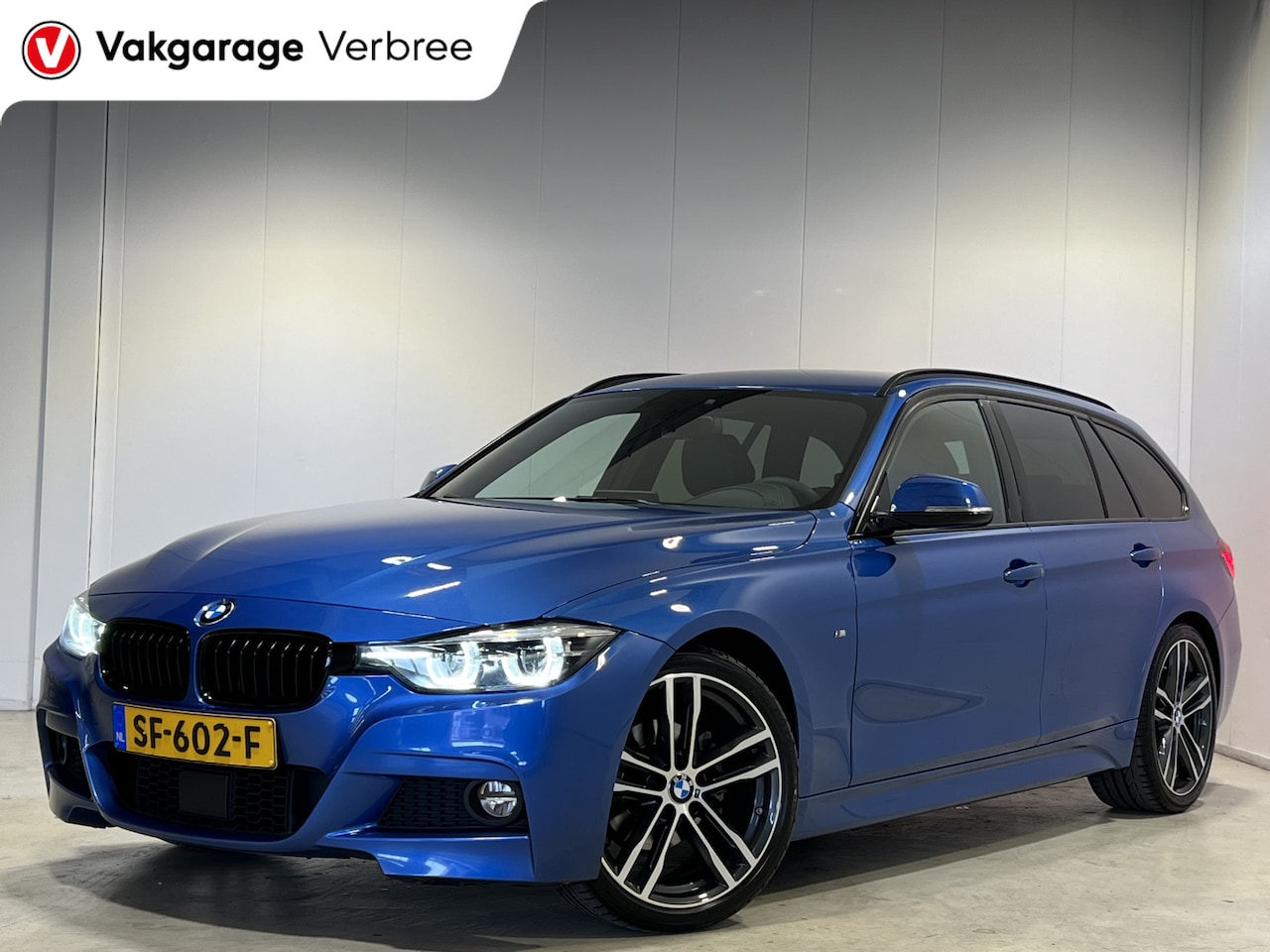 BMW 3-serie Touring - 320i Edition M Sport Shadow Executive | Navigatie | Lederen Bekleding | Elektrisch Uitklap - AutoWereld.nl