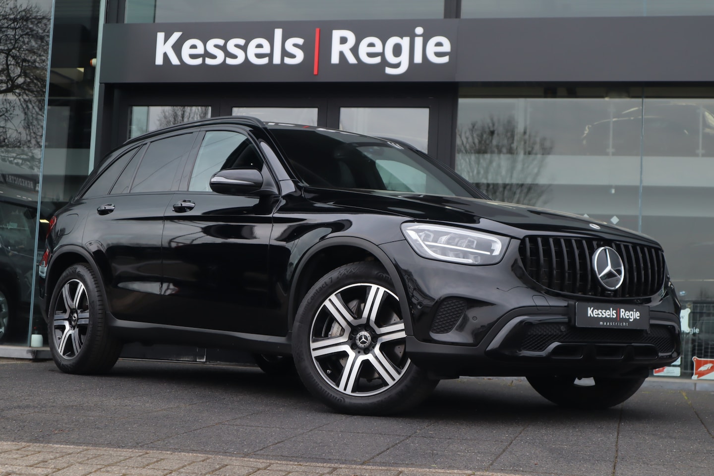 Mercedes-Benz GLC-klasse - 300e 4MATIC Night Memory Luchtvering Distronic El.Haak Stoelkoeling 360 Massage Keyless - AutoWereld.nl