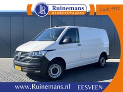 Volkswagen Transporter - 2.0 TDI / L1H1 / 1e EIG. / CAMERA / CRUISE / AIRCO / ACHTERKLEP / APPLE CARPLAY / ANDROID