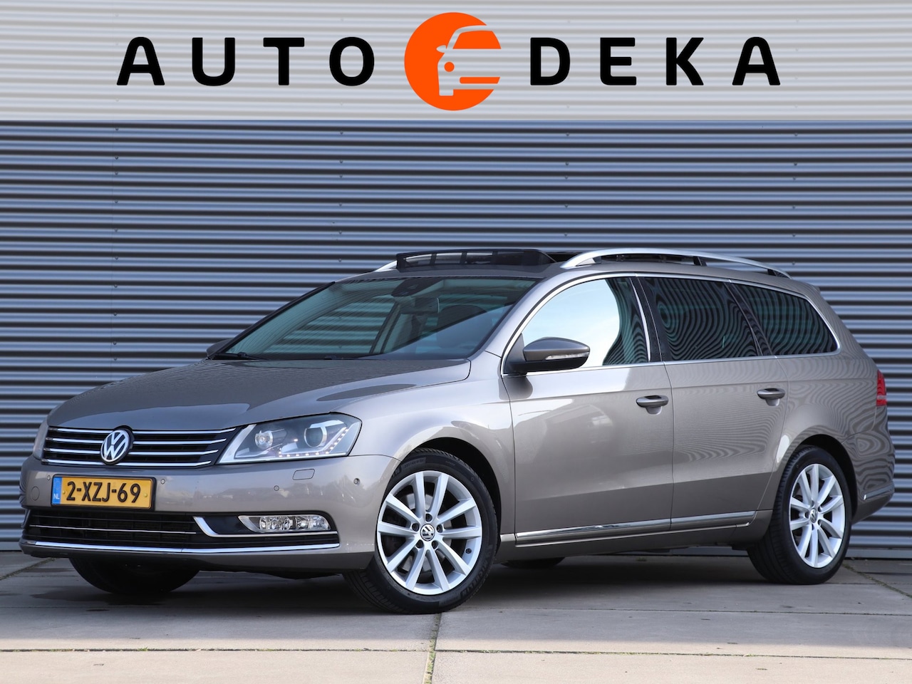 Volkswagen Passat Variant - 2.0 TSI Highline Automaat *Leder*Panodak*ACC*Stoelventilatie* - AutoWereld.nl