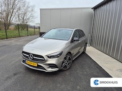 Mercedes-Benz B-klasse - 250 e Business Solution AMG Limited | Trekhaak | Achteruitrijcamera | Glazenpanorama-dak |
