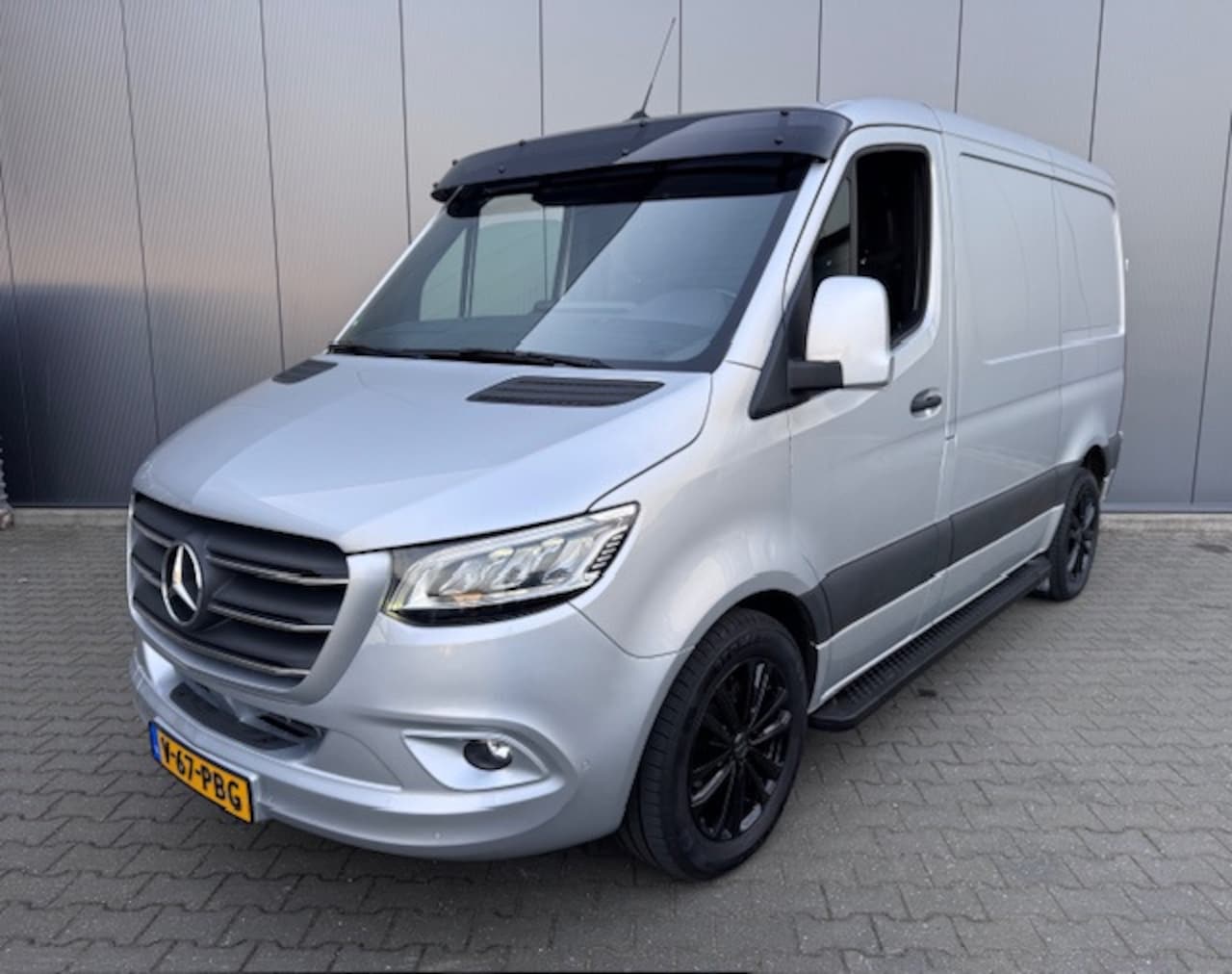 Mercedes-Benz Sprinter - 317 CDI L1H1 FULL-LED ACC NAVI NIEUWSTAAT! - AutoWereld.nl