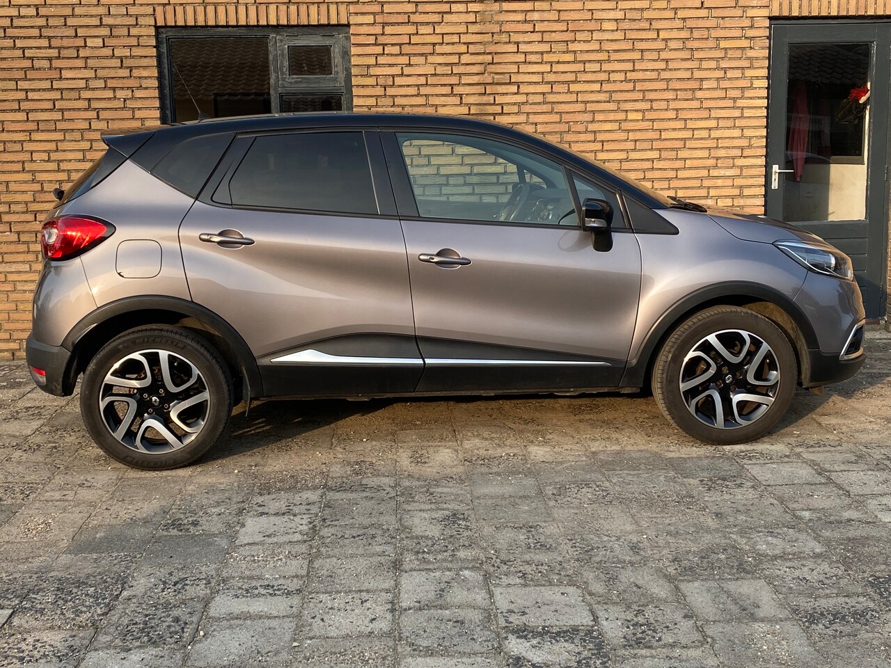 Renault Captur - 0.9 TCe Dynamique NAVI-CAMERA-CLIMATE-LMV