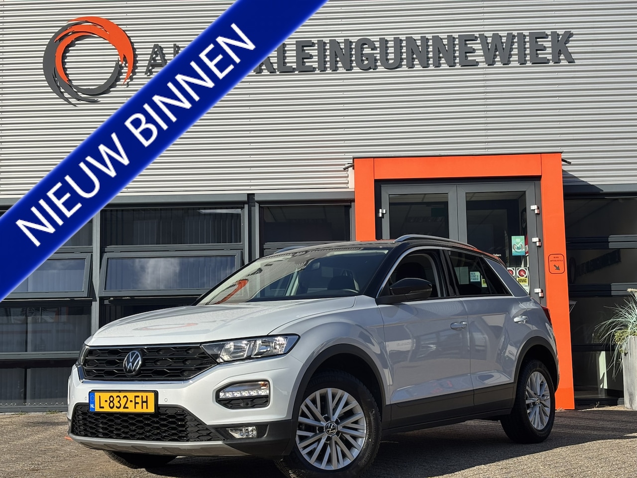 Volkswagen T-Roc - 1.0 TSI Style Business / Cruise Control / NL Auto / Navi / Applecarplay/AndroidAuto / - AutoWereld.nl