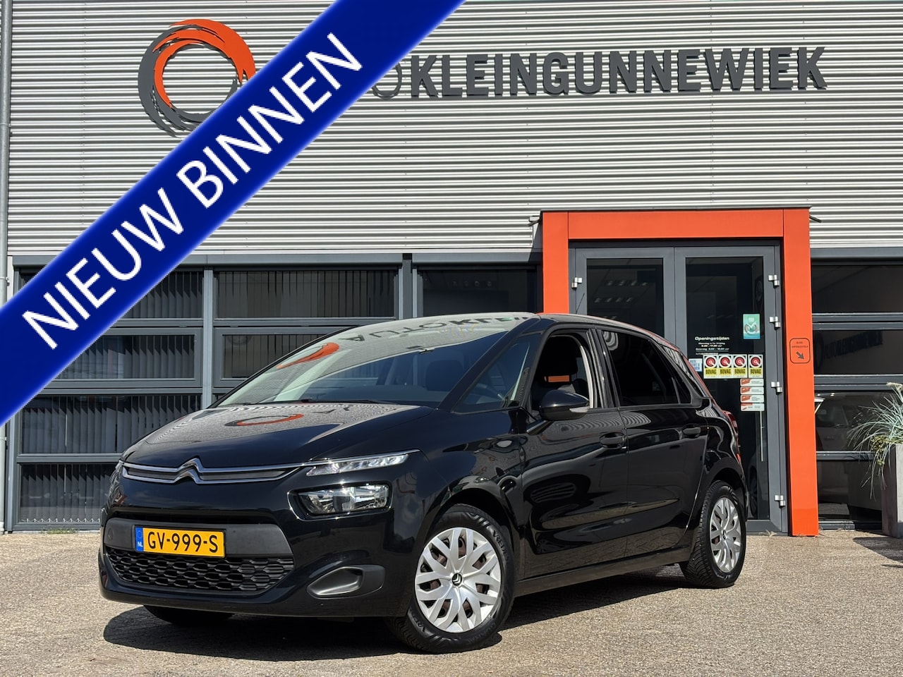 Citroën C4 Picasso - 1.6 VTi Tendance / Trekhaak / Navi / Allseason Banden / - AutoWereld.nl