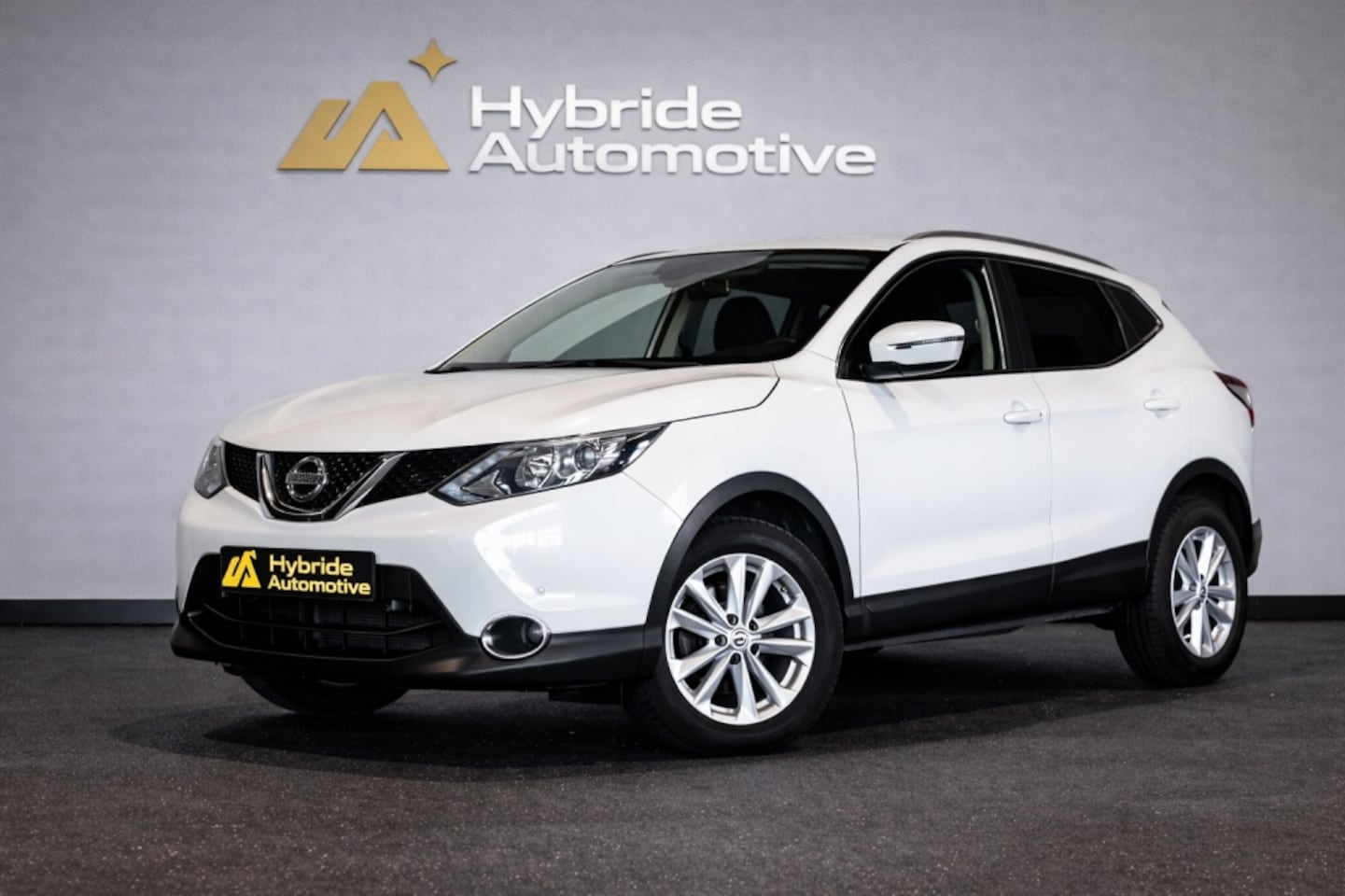 Nissan Qashqai - 1.2 Acenta | Camera | Navi | CC - AutoWereld.nl