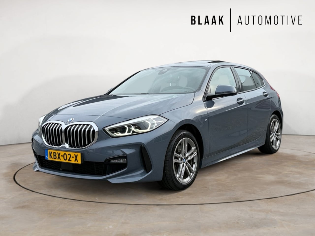 BMW 1-serie - 118i M Sport Apple/Android (draadloos) | Navigatie | Dealeronder - AutoWereld.nl