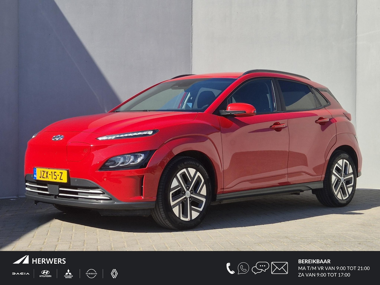 Hyundai Kona Electric - EV Fashion 64 kWh Automaat / Accu SOH 100% / Dealer onderhouden / CCS snellader / WLTP ber - AutoWereld.nl