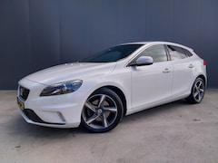 Volvo V40 - 2.0 T2 R DESIGN XENON CAMERA HALF LEER NAVI CRUISE ECC TREKHAAK