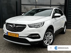 Opel Grandland X - 1.2 130 PK Turbo Elegance | TREKHAAK AFNEEMBAAR| CAMERA| NAVIGATIE + APPLE CARPLAY/ANDROID