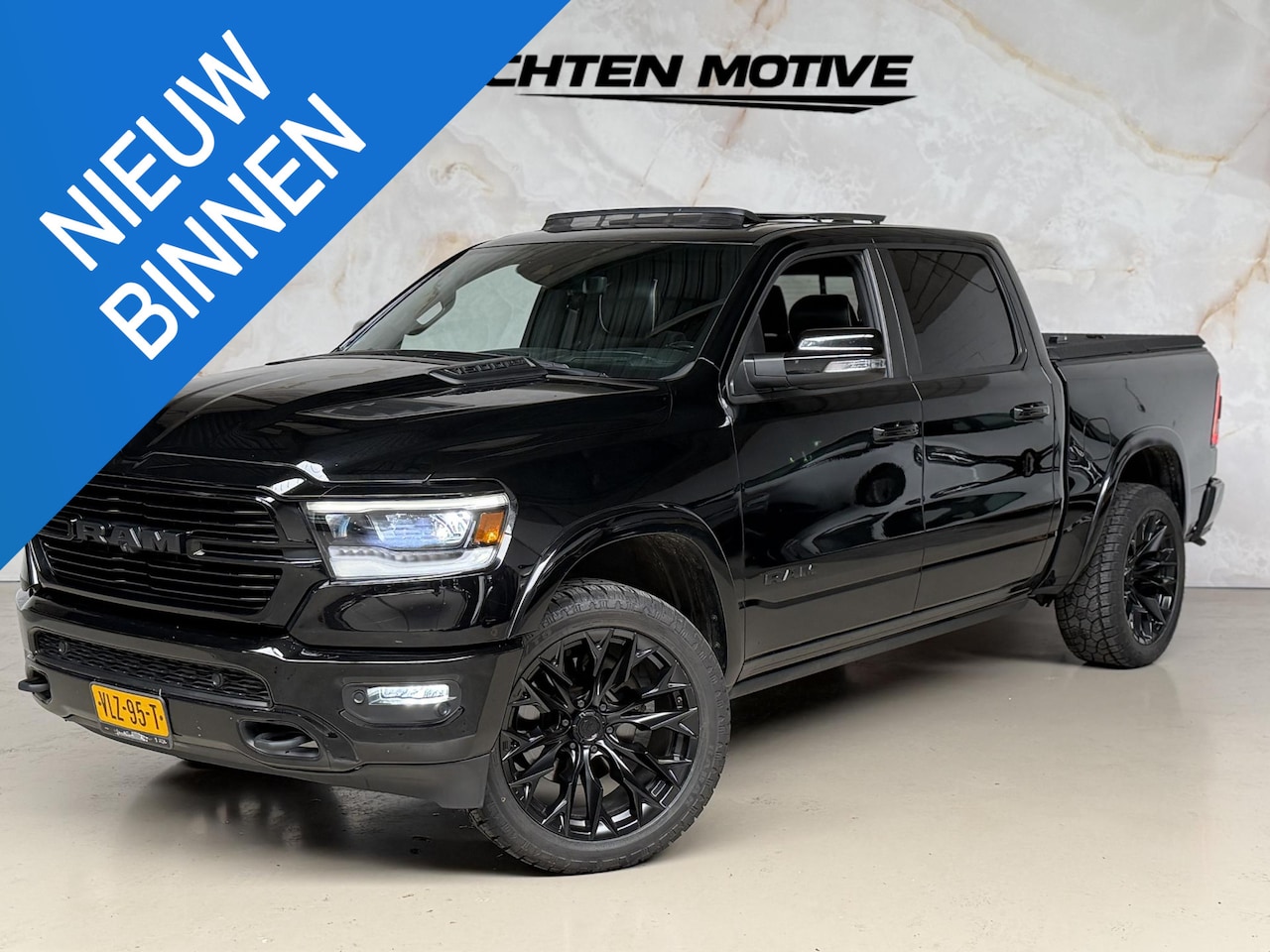 Dodge Ram 1500 - 5.7 V8 4x4 Crew Cab Laramie 5.7 V8 4x4 Crew Cab Laramie - AutoWereld.nl